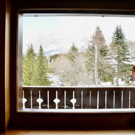 Beautiful 3 Bedroom Flat In Cortina With Car Park Apartment *